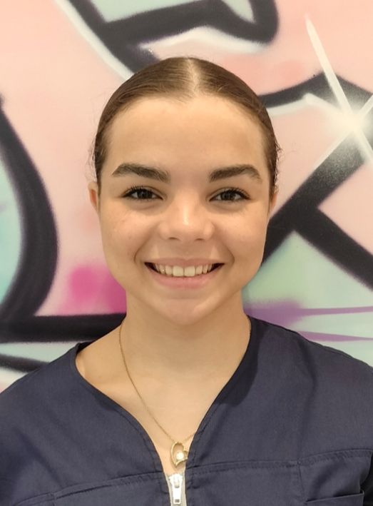 Ceylia Assistante dentaire